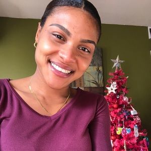 Meet your Posher, Isabella